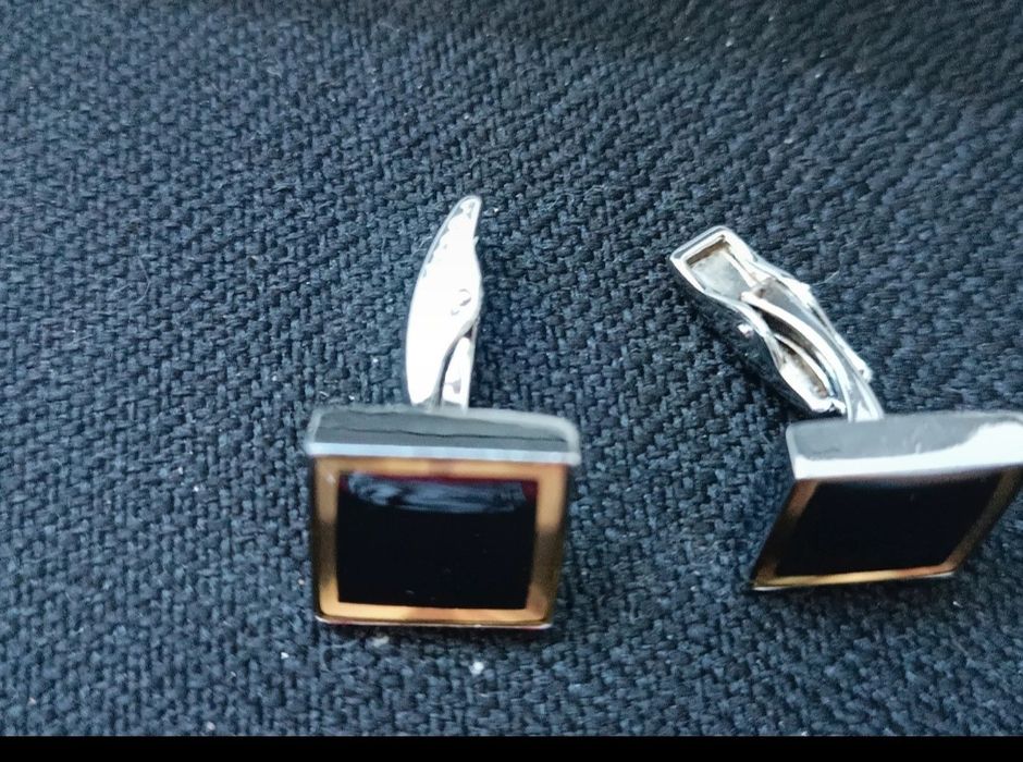 Butoni eleganți camasa