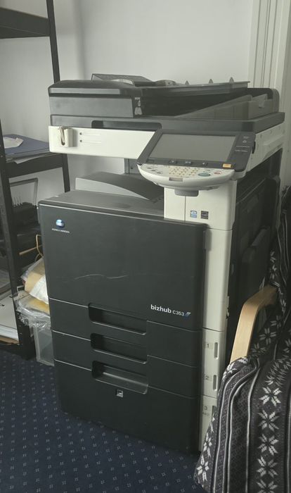 Vand imprimanta Konica Minolta bizhub C353