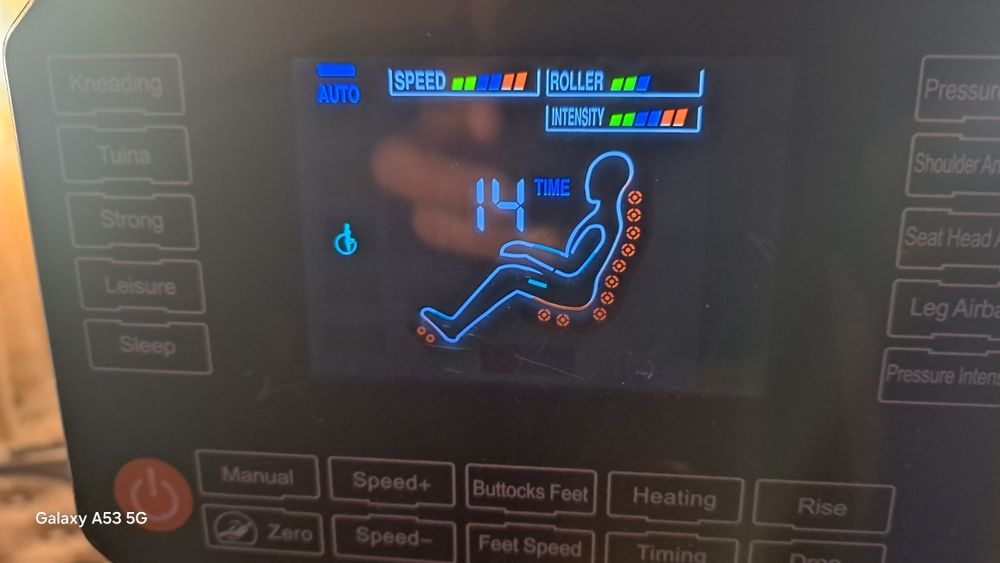 Кресло массажное очень много функций