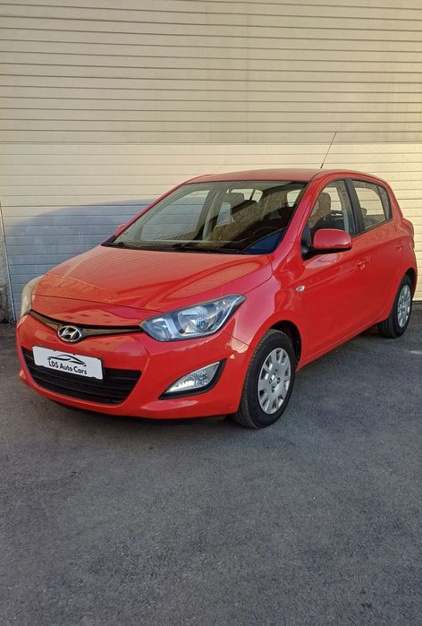 Hyundai i20 Hyundai i20 Cash/bani jos