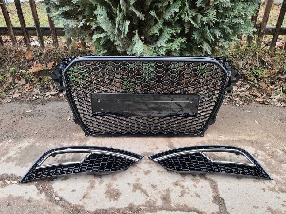 Grila pentru AUDI A4 B8 Facelift (2012-2015) RS Design Negru Lucios