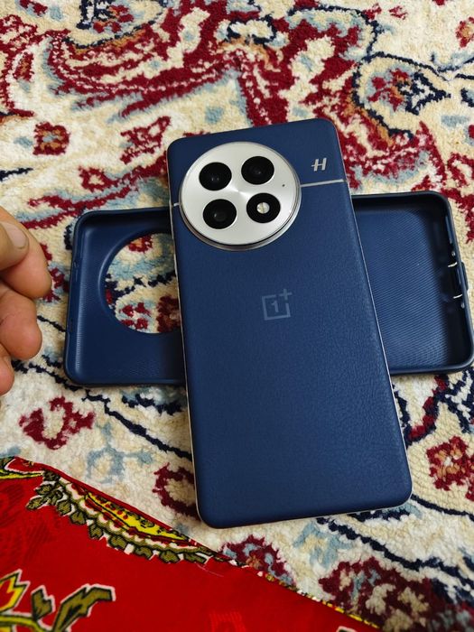 Продам OnePlus 13 256гб