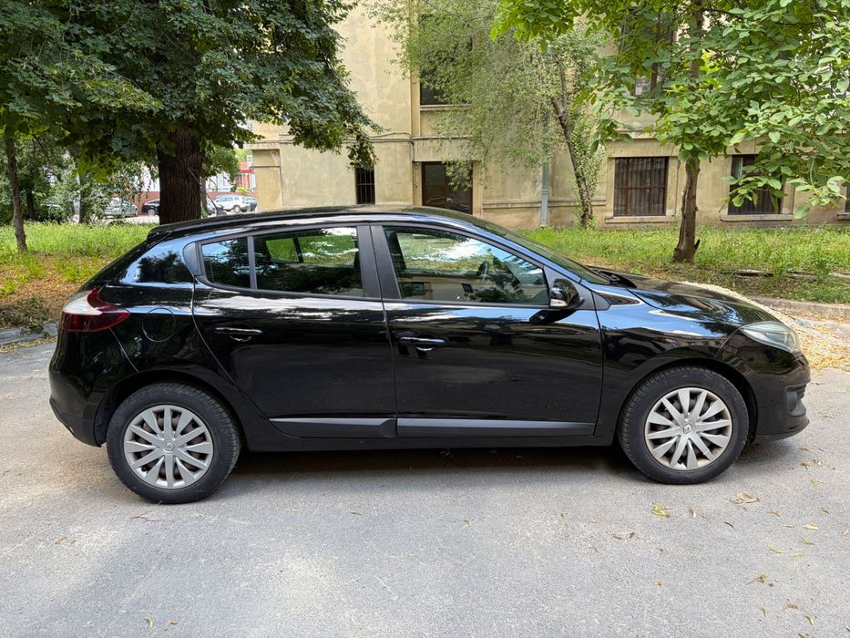 RENAULT Megane 2015 — imagine 3