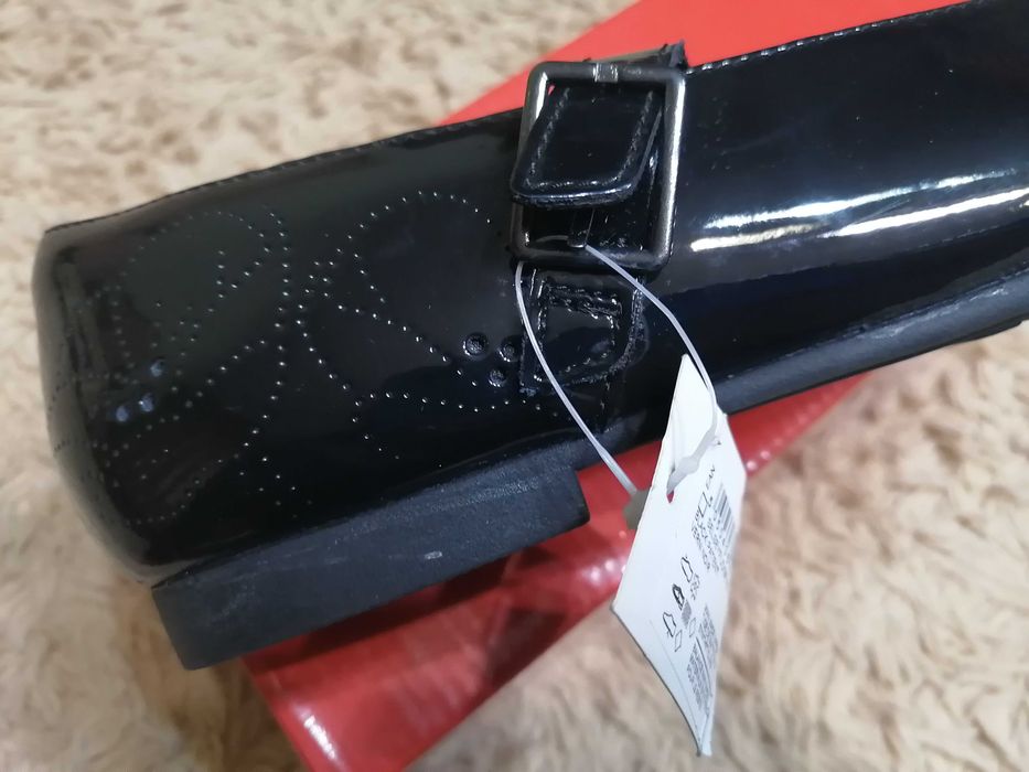 Школьные туфли для юной модницы