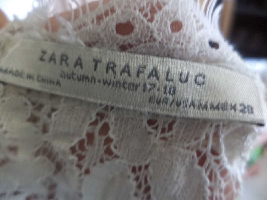 Блузки  на ZARA  размер М