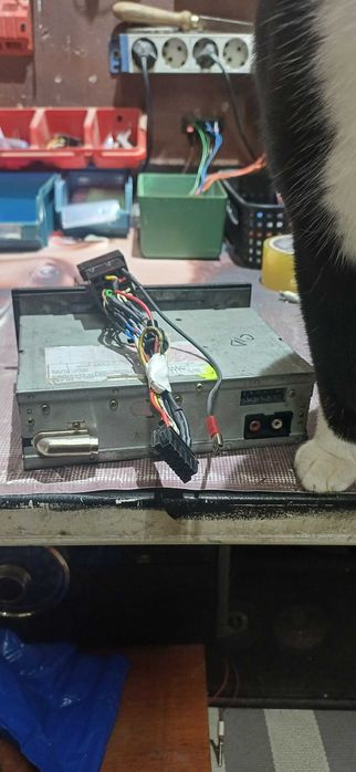 radio casetofon auto Sony xr-240 pretabil clasic auto