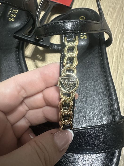 Новые Сандали guess