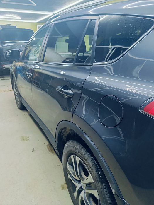 Тойота Раф4 продам.