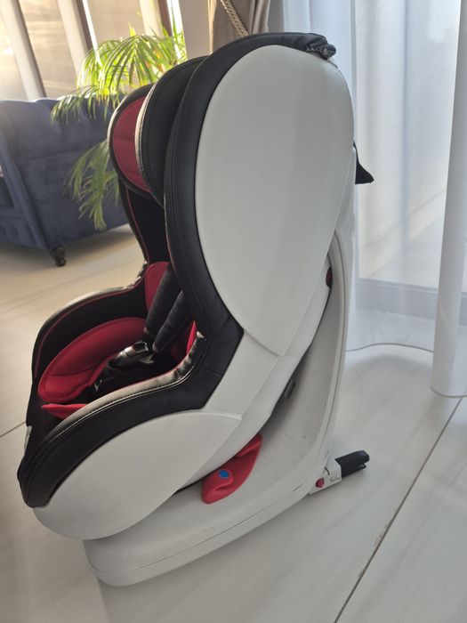 Scaun auto copii, cu isofix, Caretero Defender Plus