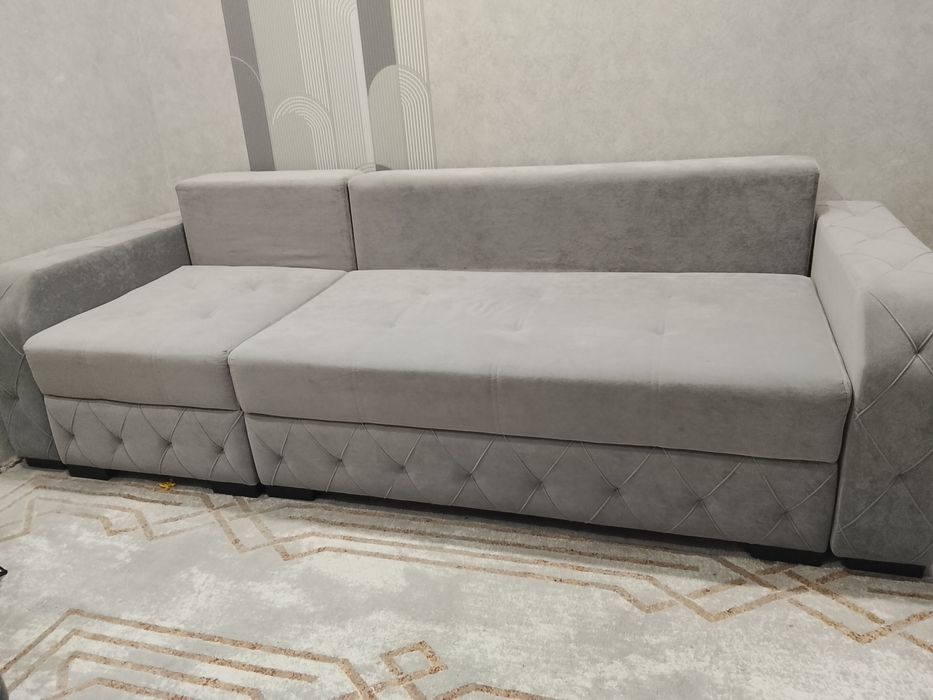 Отличный диван Россия