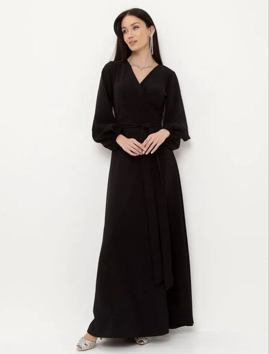 Платье вечернее.