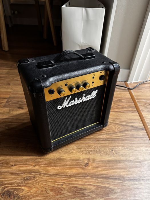 Marshall MG10 комбоусилитель, колонка для гитары, электрогитары