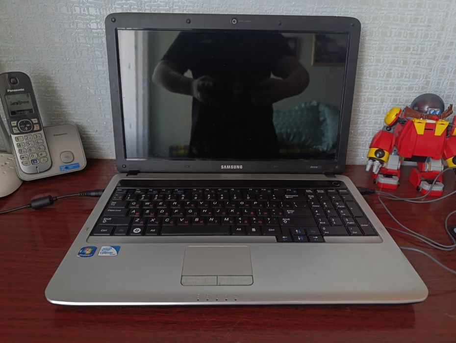 Ноутбук Самсунг!