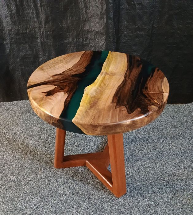 Масичка за кафе ръчно изработена