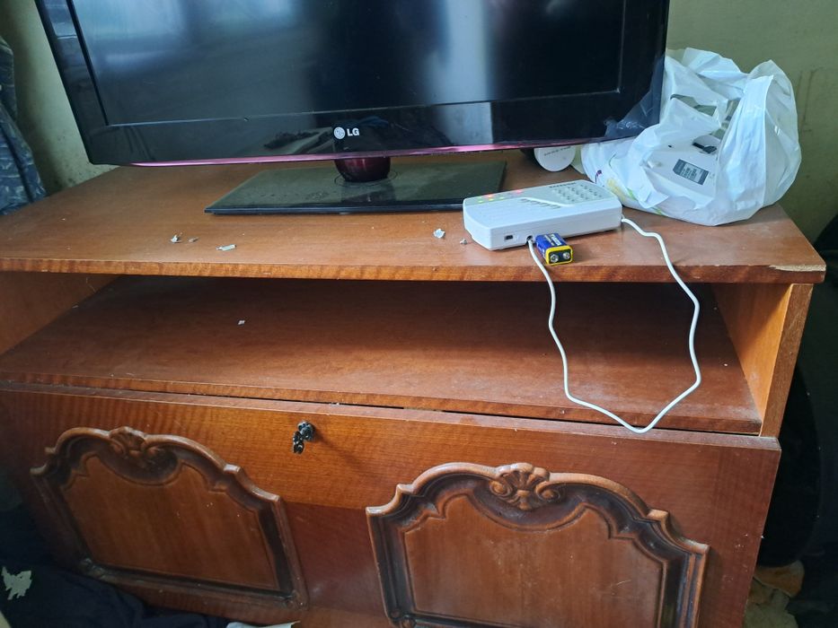 Vand mobila sufragerie