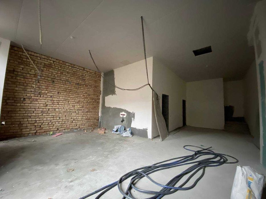 Помещение 2-уровня м.Буюк Ипак Йули ЖК Caravan Avenue 120 м² коробка