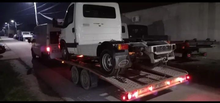 Tractări auto  și utilaje mici