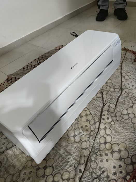 Климатик Fuji Electric