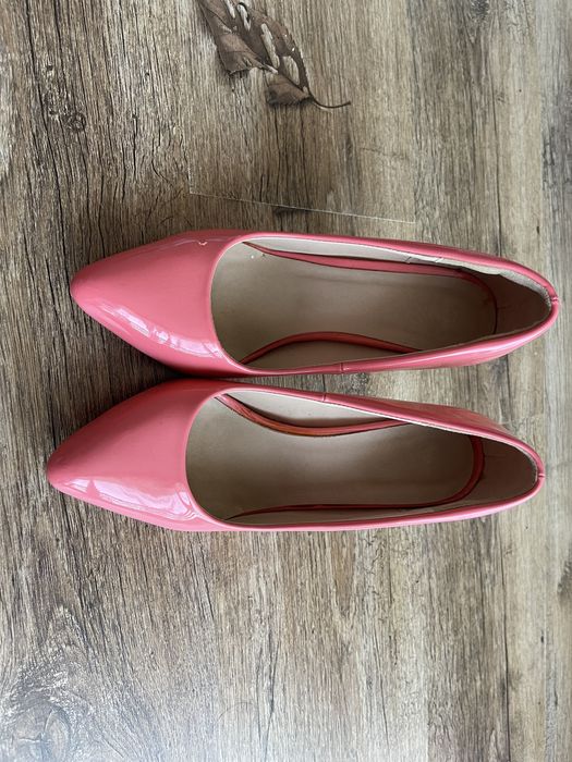 Pantofi cu toc, culoare corai