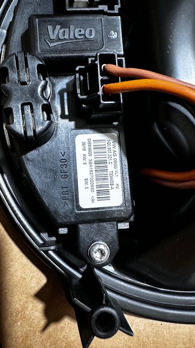 Перка за климатик на автомобил VW марка Valeo