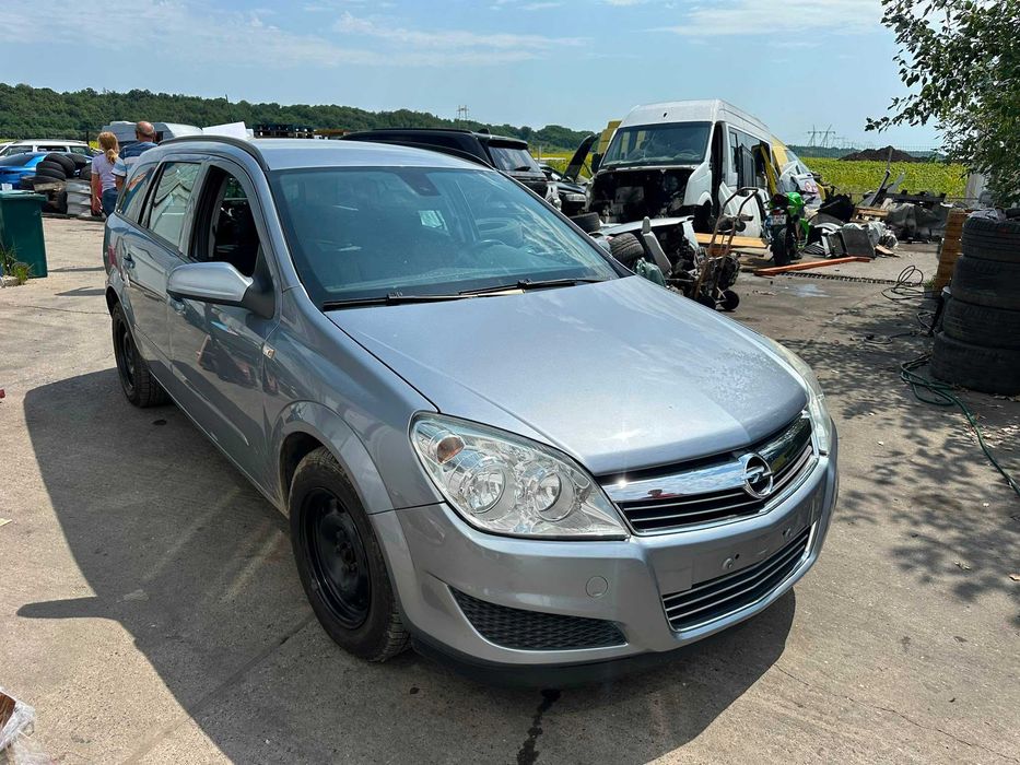 Dezmembrari Opel Astra H 1.7 CDTI