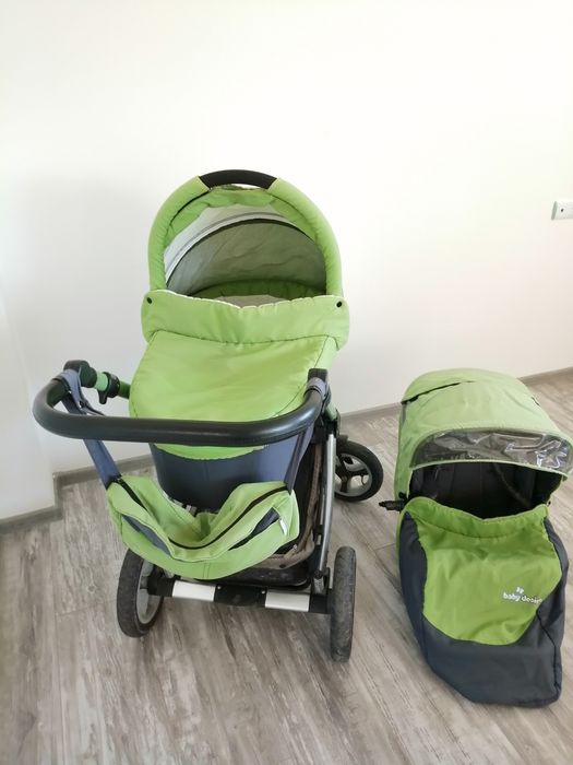 Продавам детска количка "baby design"