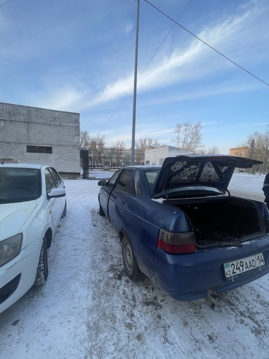 Продам ваз 2110