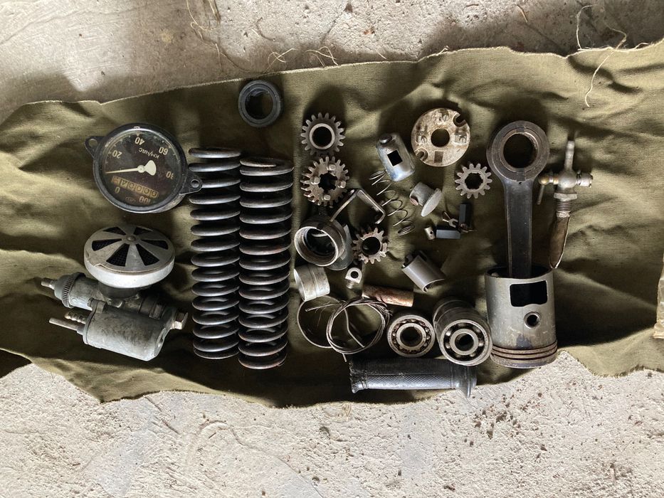 Подлакътници за Лада,части за Мотор “Ява”