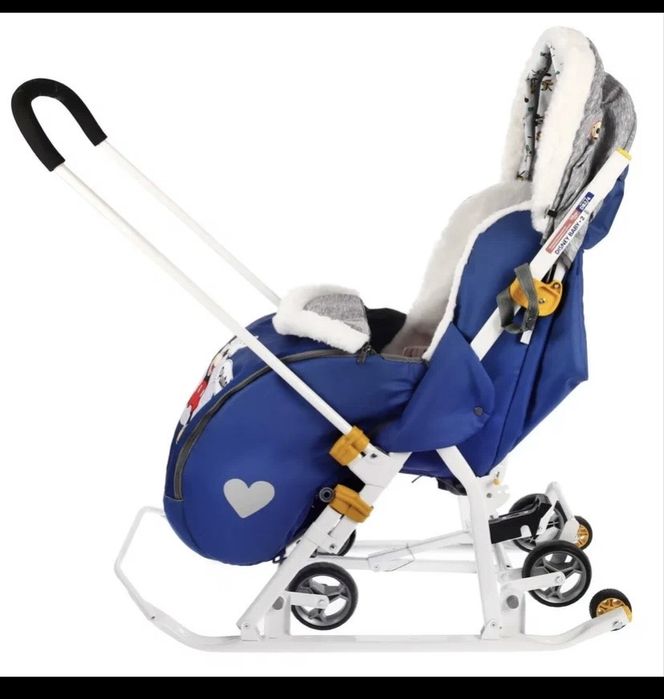 Санки детские, с сумкой, варежками