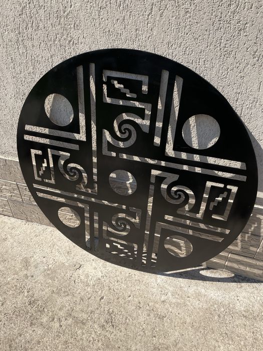 Panou Decorativ Metalic Rotund – Design Aztec/Maya, Decupat Laser