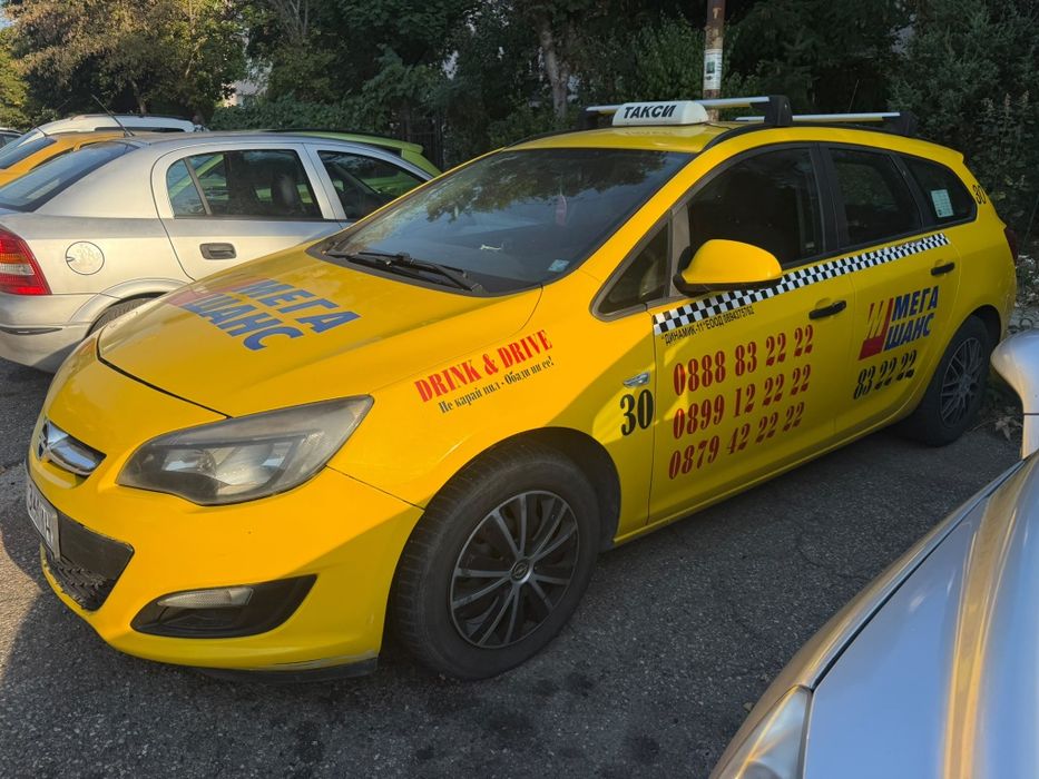 Opel Astra j sports tourer A16xer. На части.