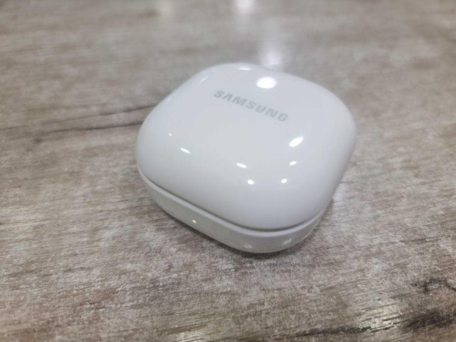 Слушалки Galaxy Buds FE
