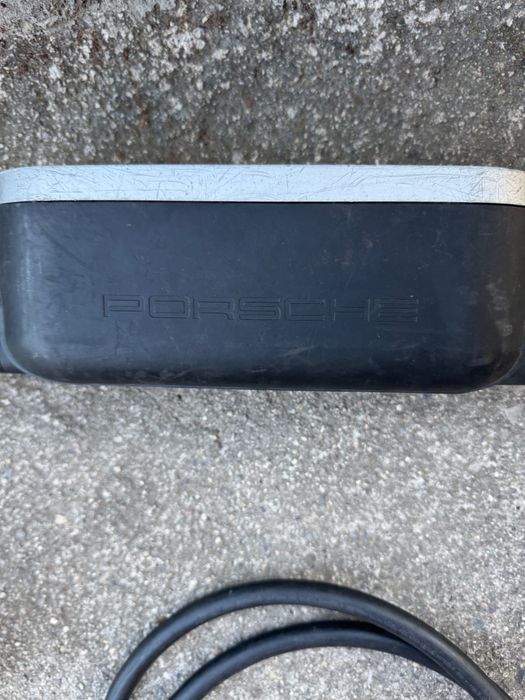 Зарядно за електромобил,Порше 11 kw