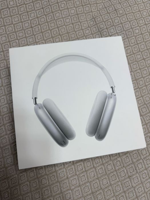 Продам AirPods Max (1-го поколения), белые
