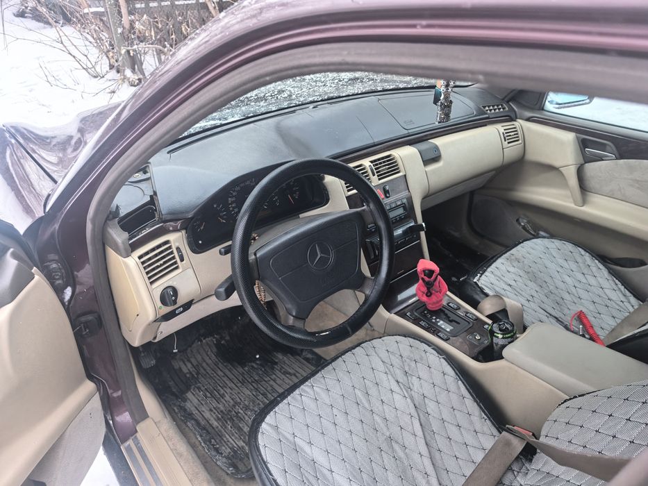 Продам мерс w210 2.8