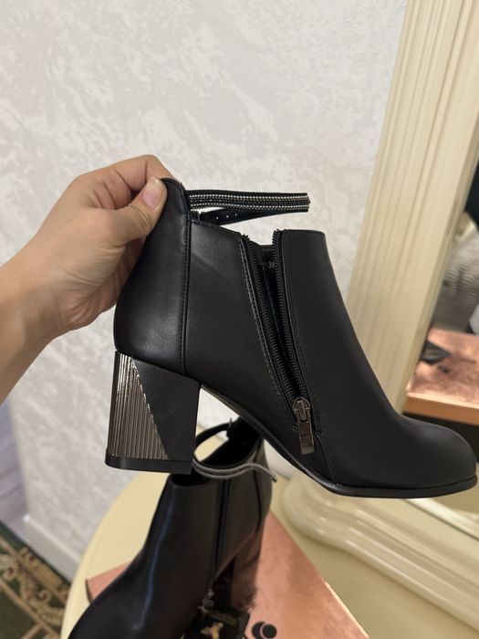 Ботинки демисезонные с начесом, нарядные