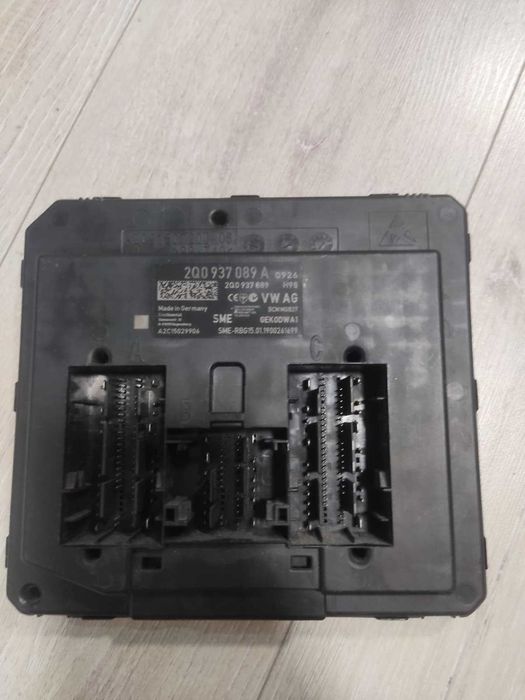Volkswagen Polo Central body control module 2Q0937089a