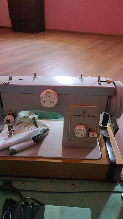 Швейная машинка чайка