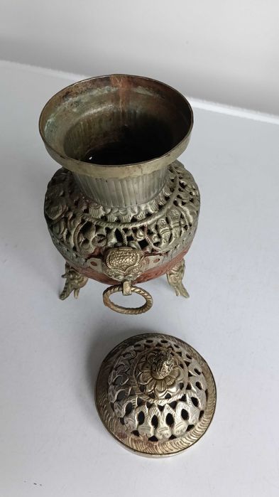 Тибетска, медна , старинна кадилница ,съд за прекадяване на тамян.