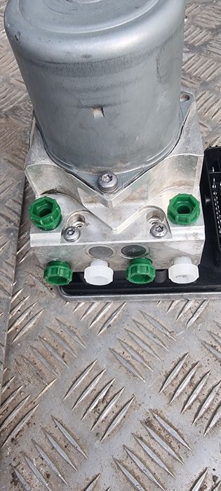 Pompa abs mercedes C300e hybrid