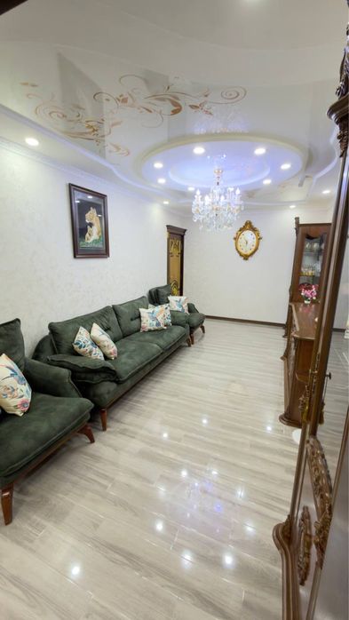 Продаю две 4х комнатные квартиры!