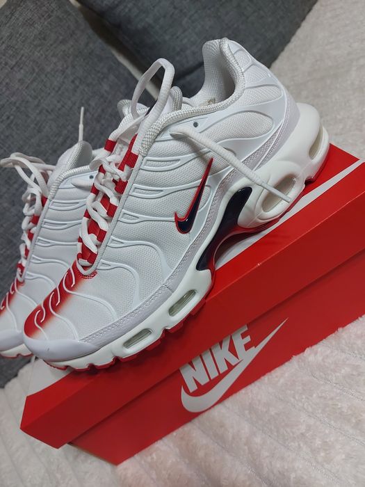 Adidasi Nike Air Tn.