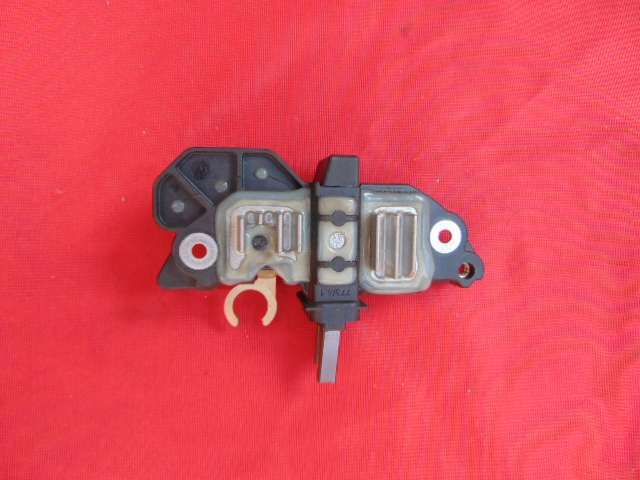Releu alternator 24v Mercedes Atego,Actros,Volvo mufa 5 pini