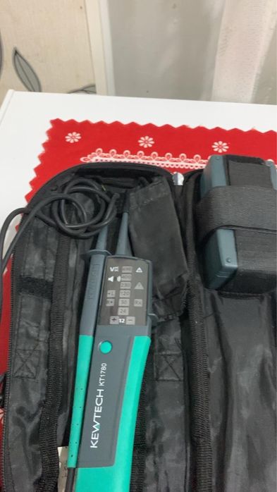 Set tester tensiune KEWTECH KT 1710 + unitate verificare- profesinal