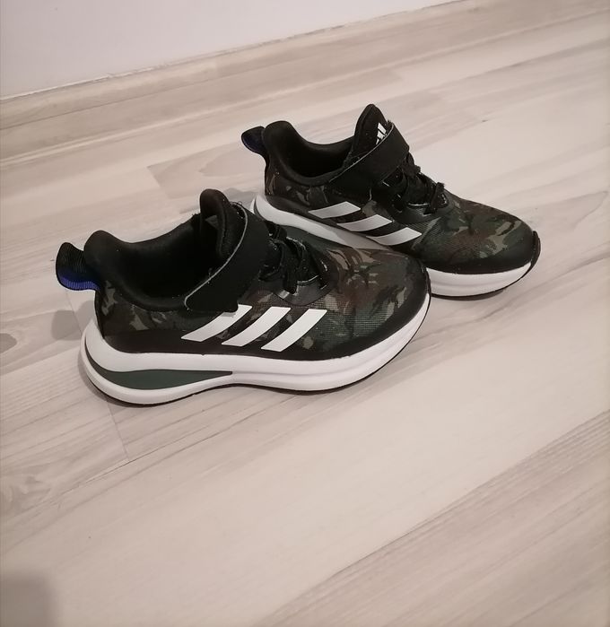 Adidasi Adidas copii