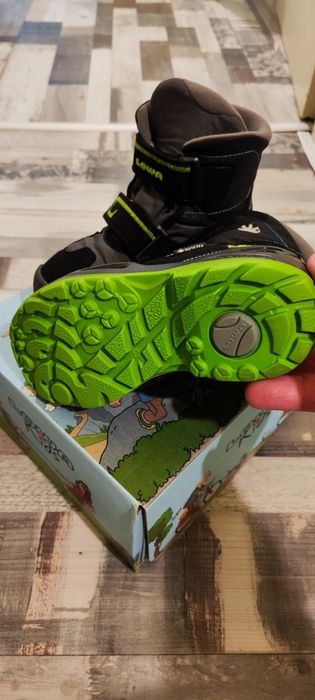 Детски туристически обувки Lowa