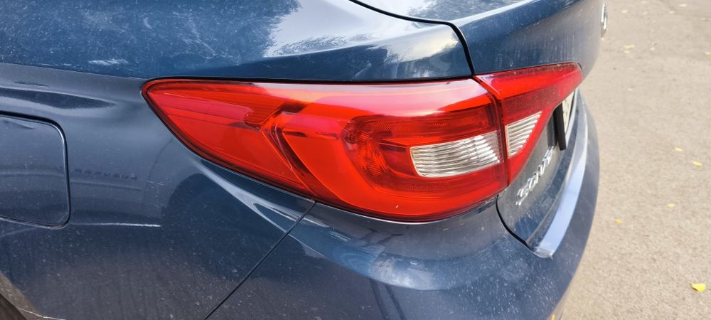 Задня фара соната