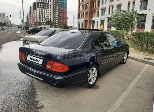 Продам машину срочно