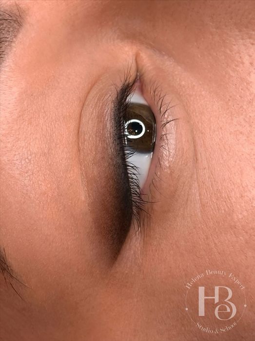 Micropigmentare sprâncene, buze, pleoape Brașov | Retuș gratuit