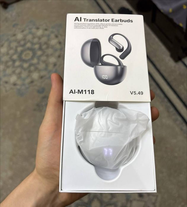 AI Translator Earbuds